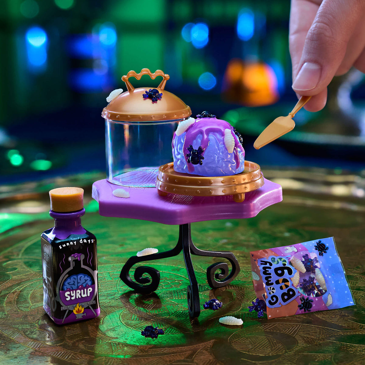 MGA's Miniverse Make It Mini Halloween 2026, Corpse Bride™ Mini Collectibles