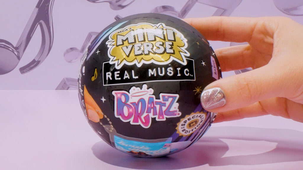MGA's Miniverse Real Music Bratz and Real Music Record Player Bundle