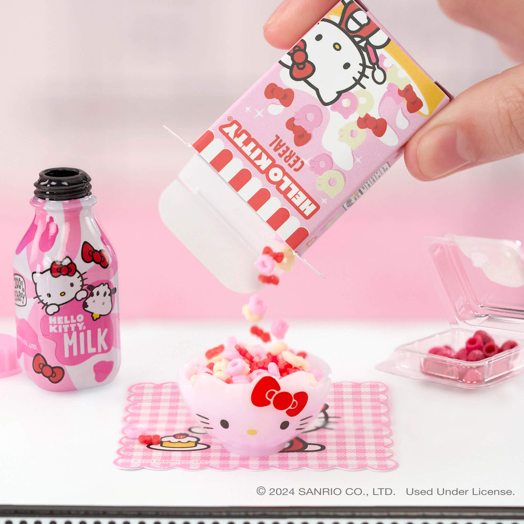MGA's Miniverse Make It Mini Food Hello Kitty® - 6 Pack Mini Collectibles