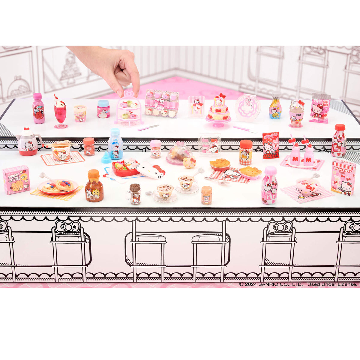 MGA's Miniverse Make It Mini Food Hello Kitty® Mini Collectibles