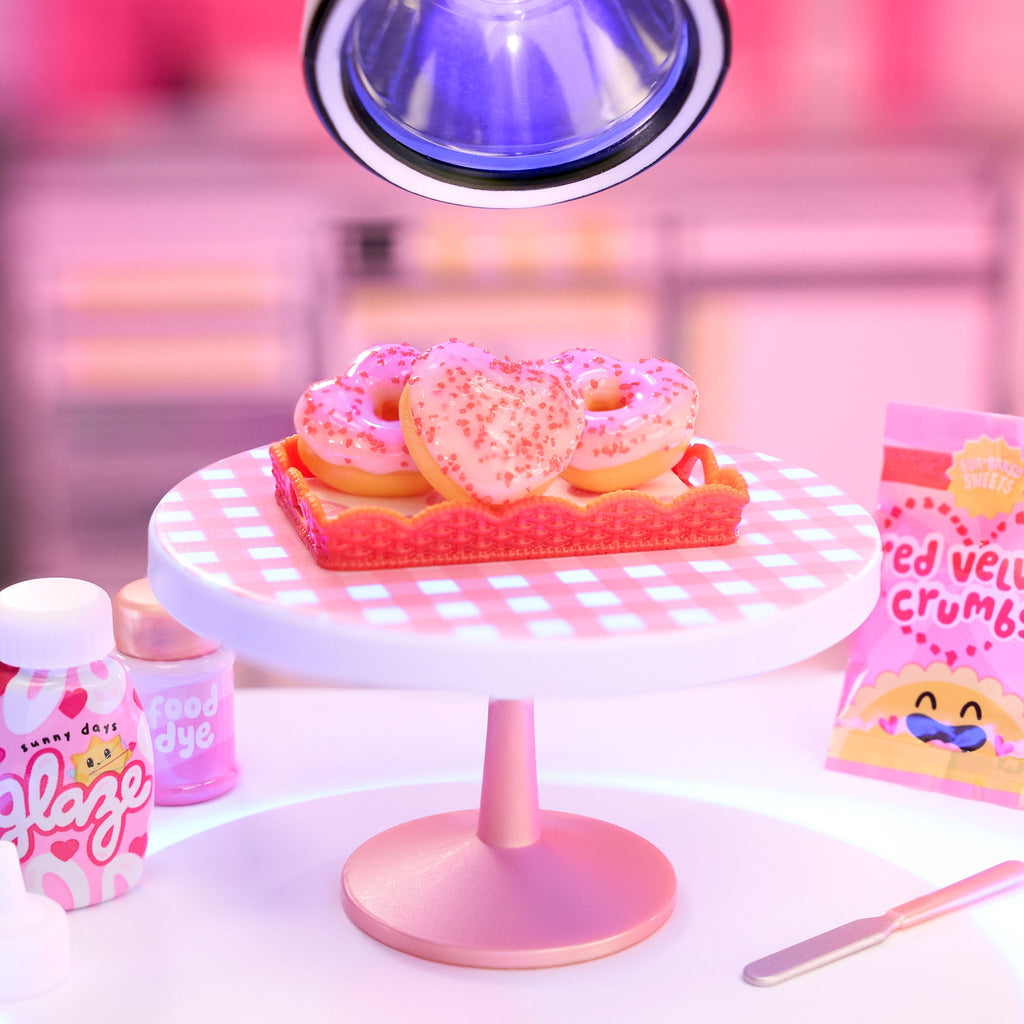 MGA's Miniverse Make It Mini Valentine's Mini Collectibles