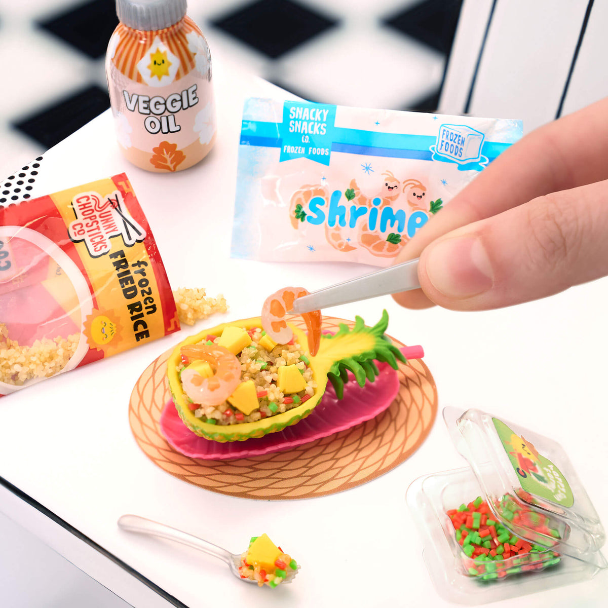 MGA's Miniverse Make It Mini Diner Series 4 Mini Collectibles
