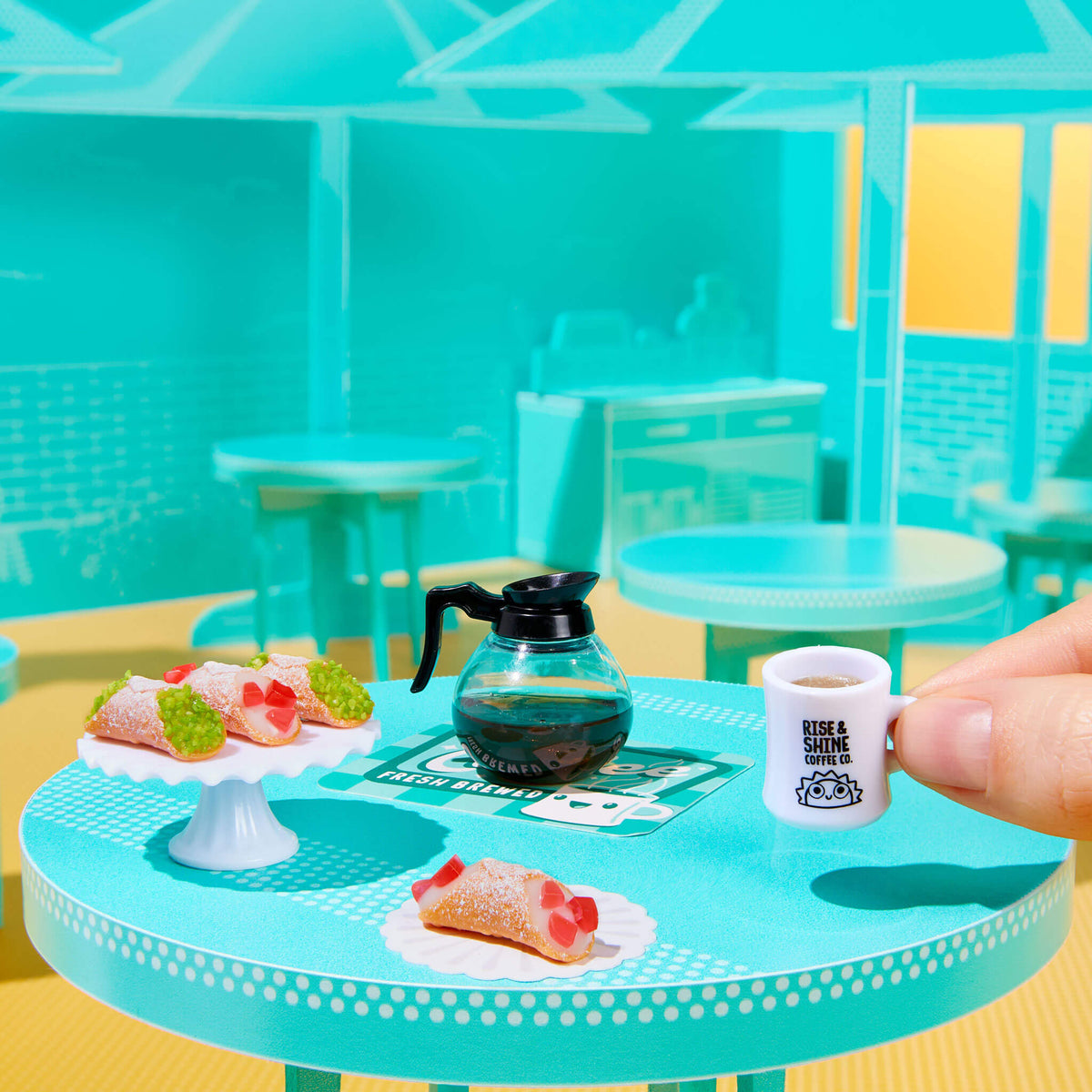 MGA's Miniverse Make It Mini Cafe Series 6 Mini Collectibles