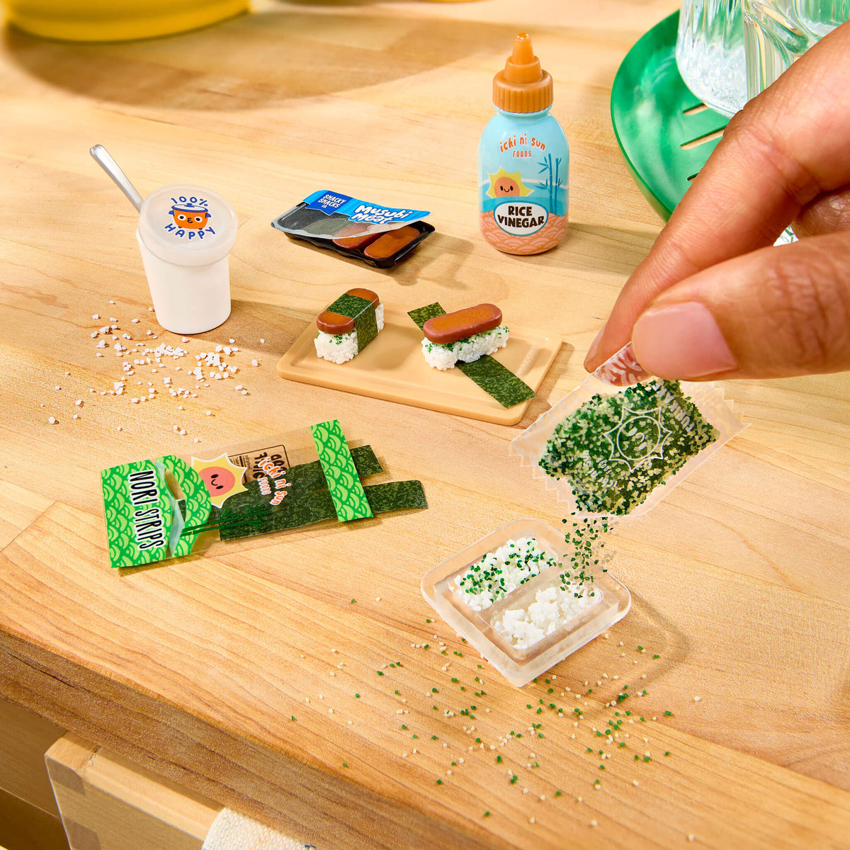 MGA's Miniverse Make It Mini Café Series 7 Mini Collectibles