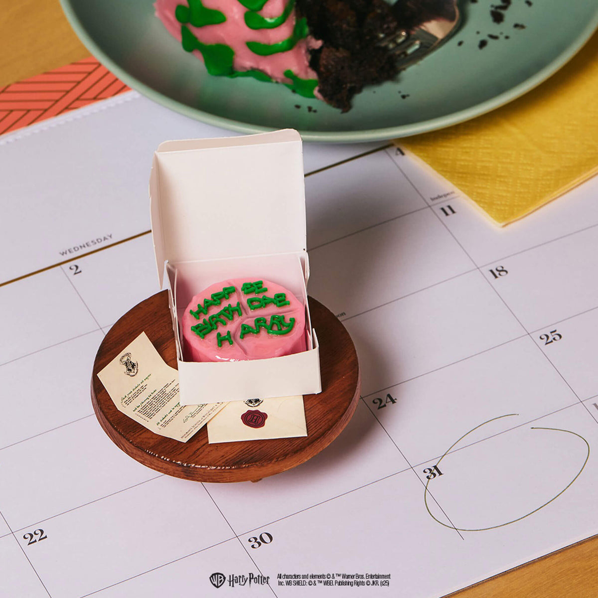 MGA's Miniverse Make It Mini Harry Potter's™ Birthday Cake - SPECIAL EDITION, LIMITED, EXCLUSIVE