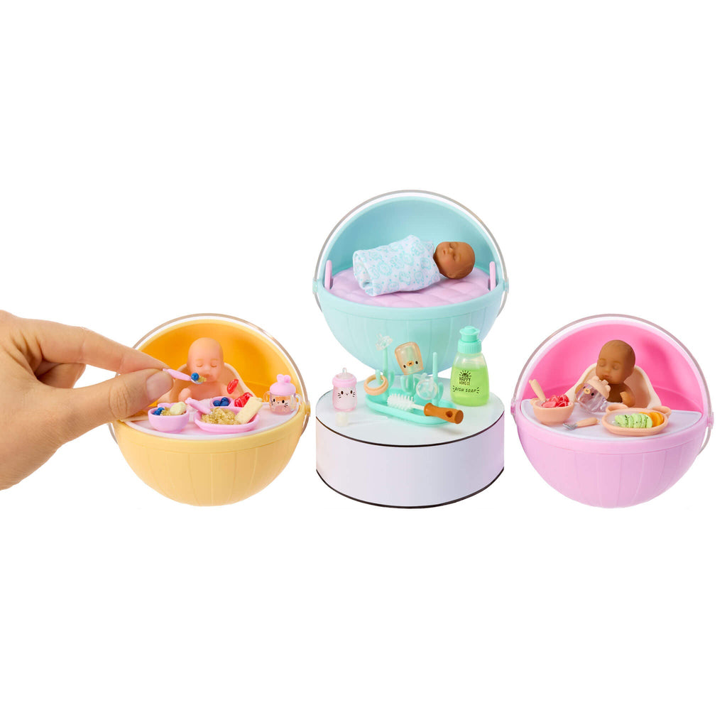MGA's Miniverse Make It Mini Real Baby Make It Mini Baby Food Mini Collectibles