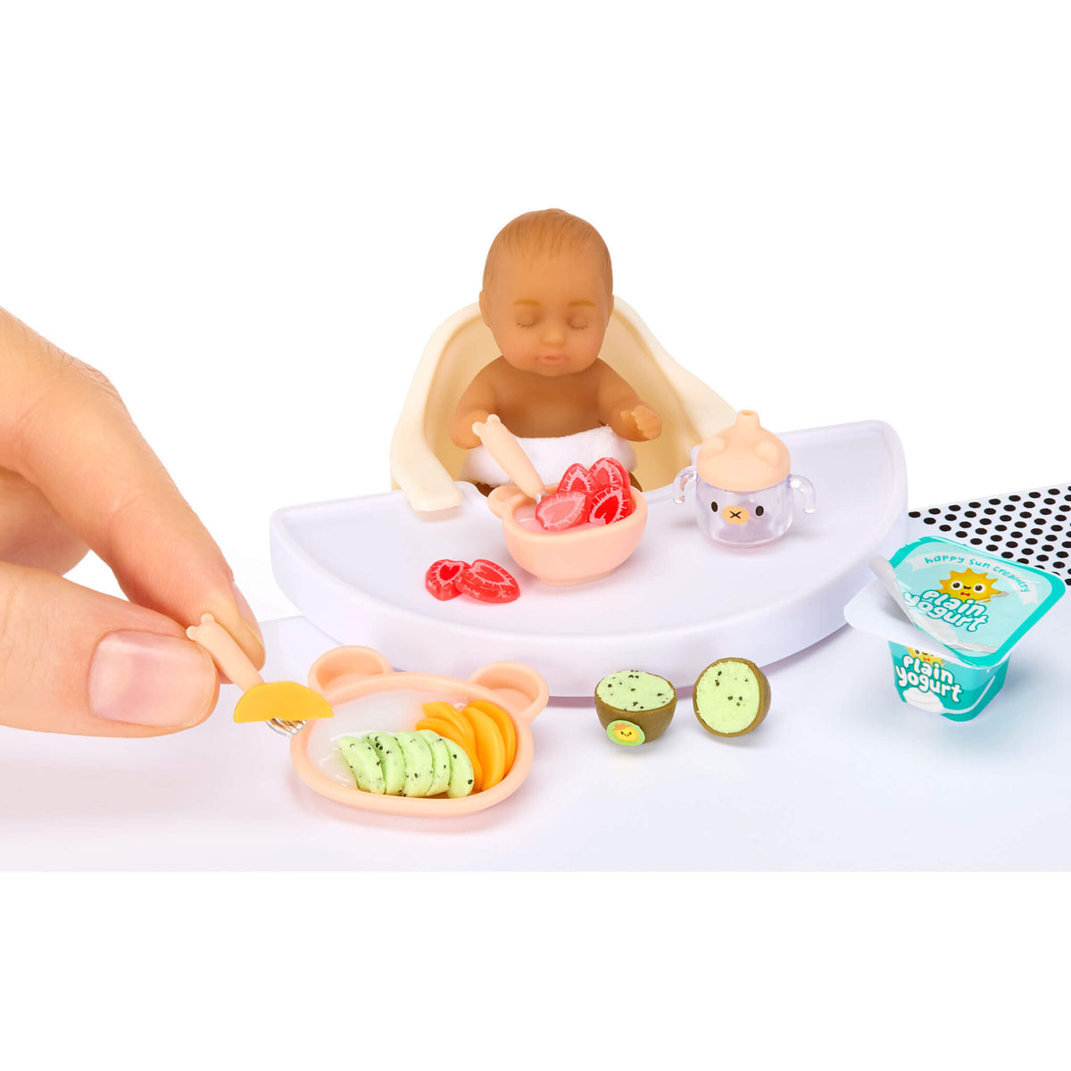 MGA's Miniverse Make It Mini Real Baby Make It Mini Baby Food Mini Collectibles