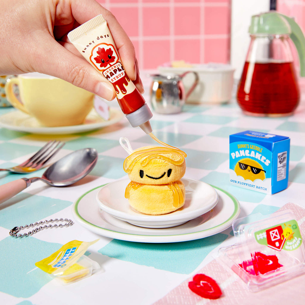 MGA’s Miniverse Make It Mini Plush DIY Food-Themed Plush Collectible Craft Kit
