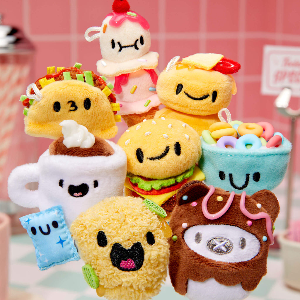 MGA’s Miniverse Make It Mini Plush DIY Food-Themed Plush Collectible Craft Kit